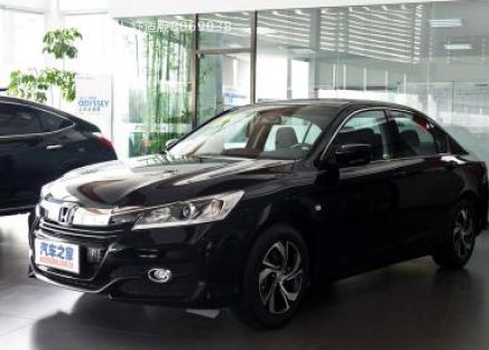 2016款 2.0L 舒适版拆车件客服台