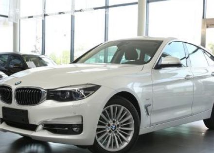 2017款 320i 豪华设计套装