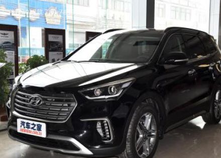 2017款 3.0L 7座四驱旗舰版