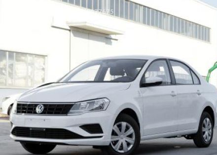 2017款 1.5L 自动时尚型拆车件客服台