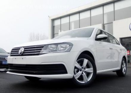 2017款 1.6L 自动风尚版拆车件客服台
