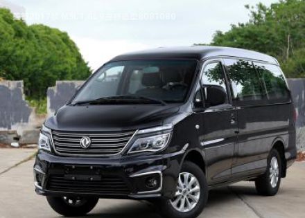 2017款 M5L 1.6L 9座舒适型拆车件客服台