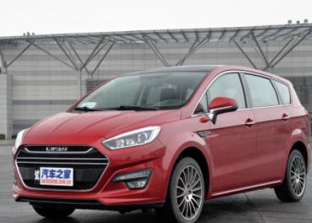 2017款 1.5T 自动舒适型拆车件客服台