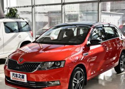 2018款 1.6L 自动运动版拆车件客服台