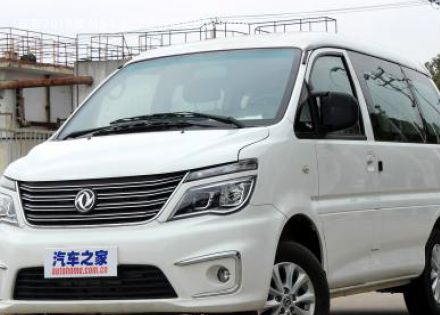 2018款 M5 1.6L 7座舒适型拆车件客服台