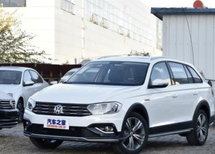 2018款 1.5L 自动豪华型拆车件客服台