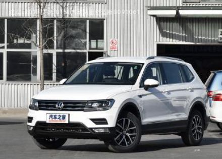 2018款 330TSI 自动两驱舒适版拆车件客服台
