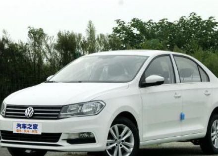 2018款 1.5L 自动舒适版拆车件客服台