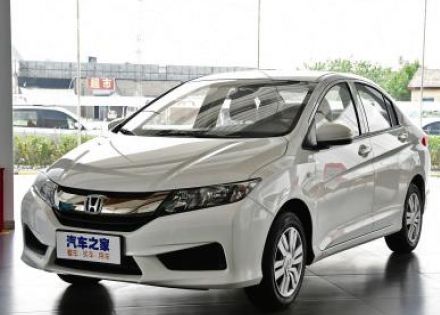 2019款 1.5L CVT舒适版拆车件客服台