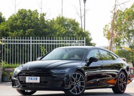 2022款 55 TFSI quattro 尊享型拆车件客服台