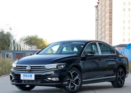 2023款 200万辆纪念版 380TSI DSG旗舰型拆车件客服台