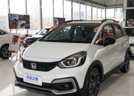 2023款 1.5L CVT CRO-S乐趣版拆车件客服台
