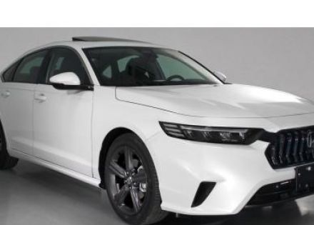 2023款 260TURBO 中配版拆车件客服台