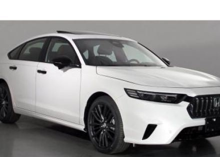 2023款 260TURBO 幻夜·高配版拆车件客服台