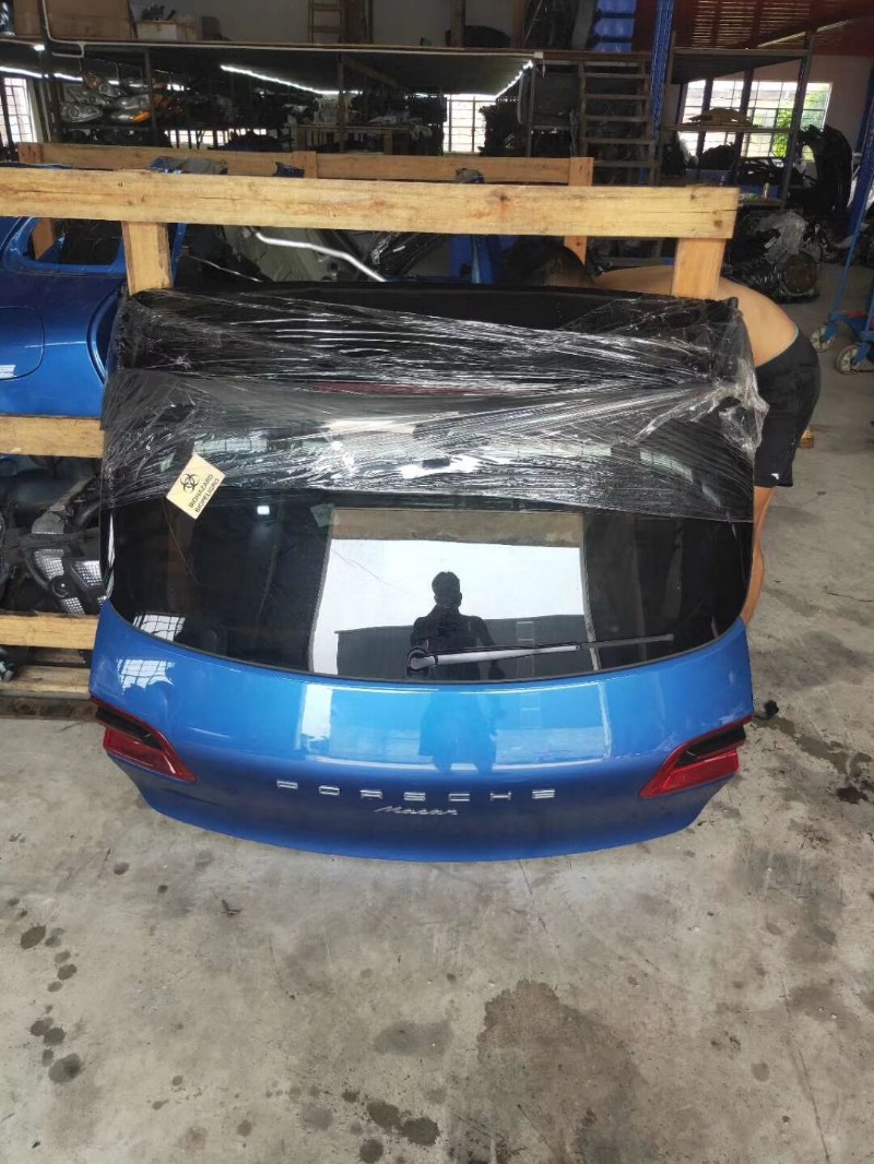 玛莎拉蒂GT/总裁 日产GTR 奥迪R8 法拉利F430/F360 458豪车拆车件