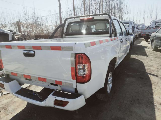 长安皮卡单排双排厢货面包拆车卖件