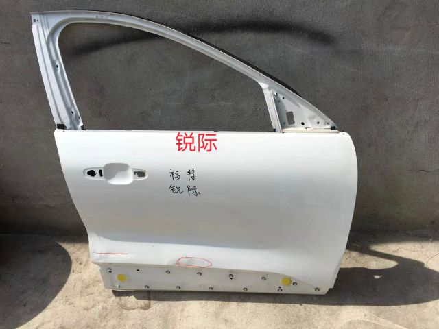 福特福睿斯外观件车门瑕疵微修件拆车件