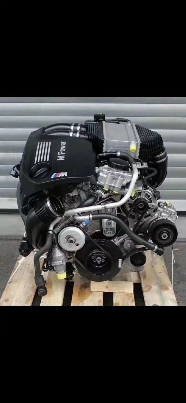 宝马 M4 发动机 燃油泵